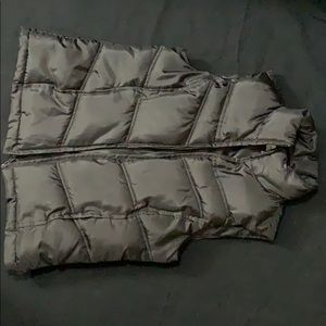 Women’s small puffer vest